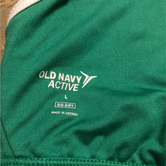 Old Navy active sports bra - Picture 2 of 3